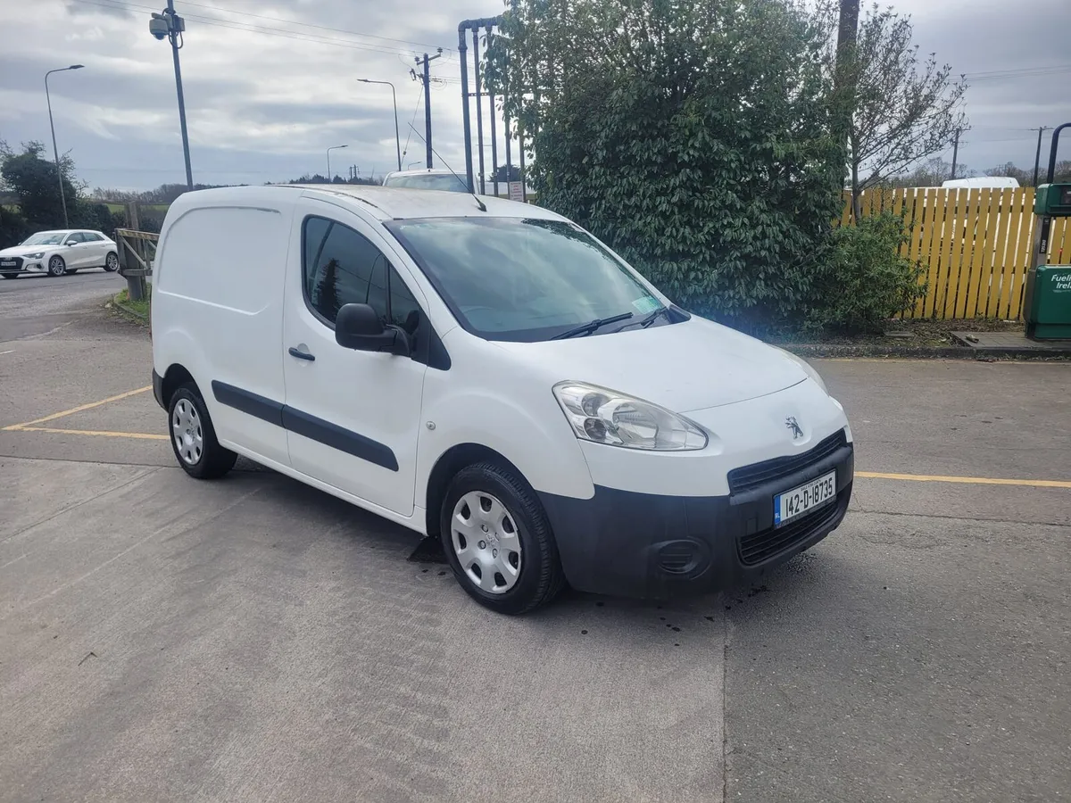 142 Peugeot partner new doe - Image 1