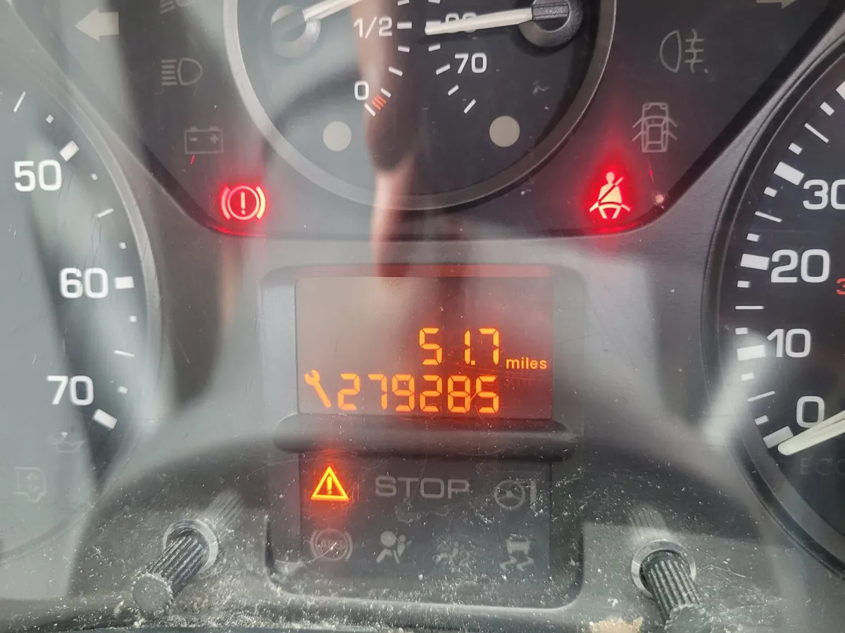 142 Peugeot partner new doe - Image 4