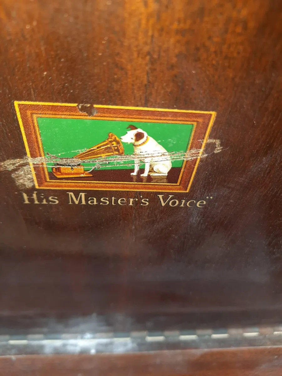 Antique radio - Image 1