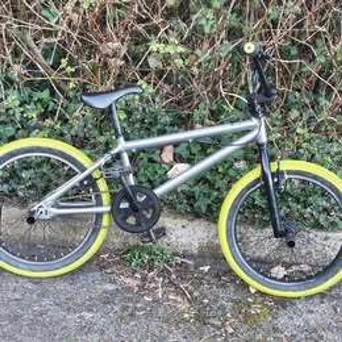 Bike Bmx - Image 1