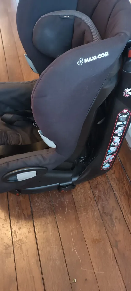 Maxi Cosi 360 Car Seat - Image 2