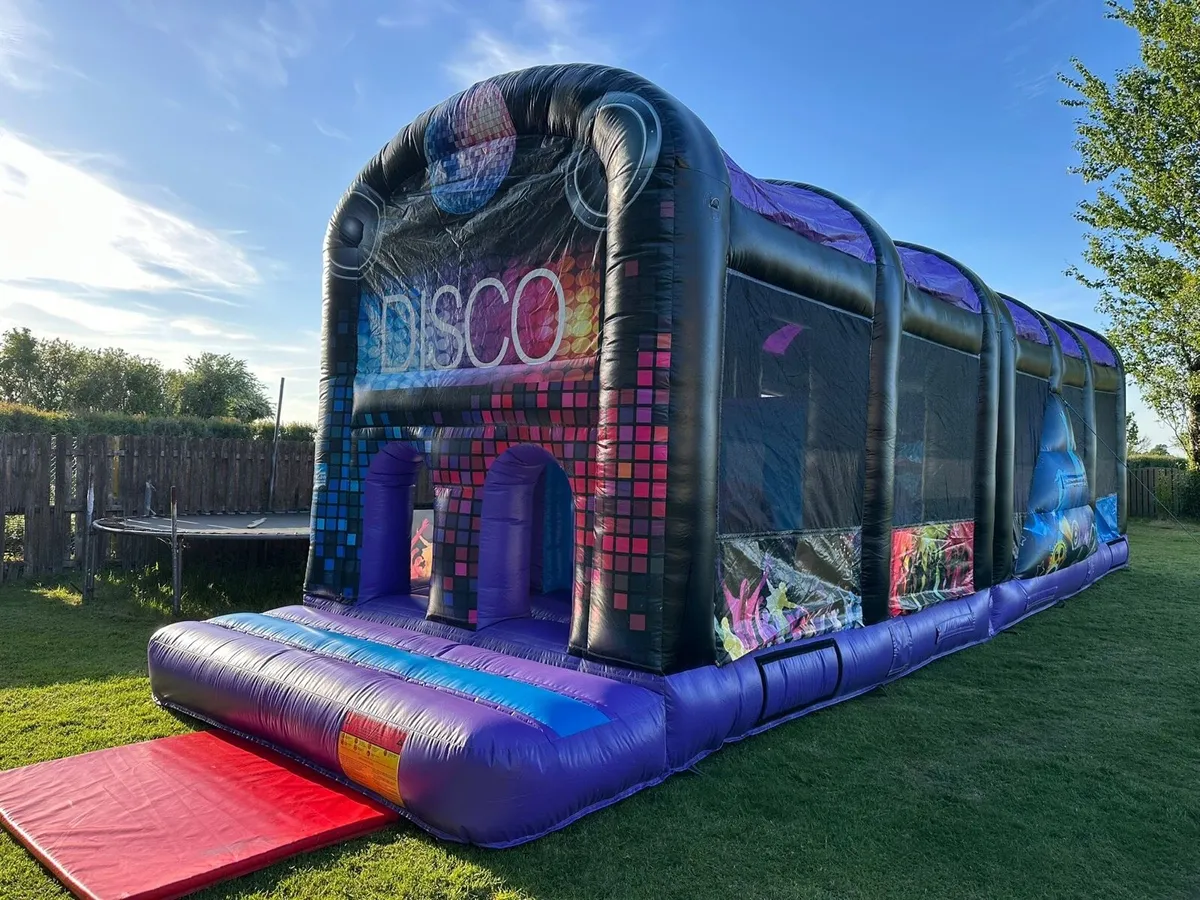 Bouncy castle - Image 1