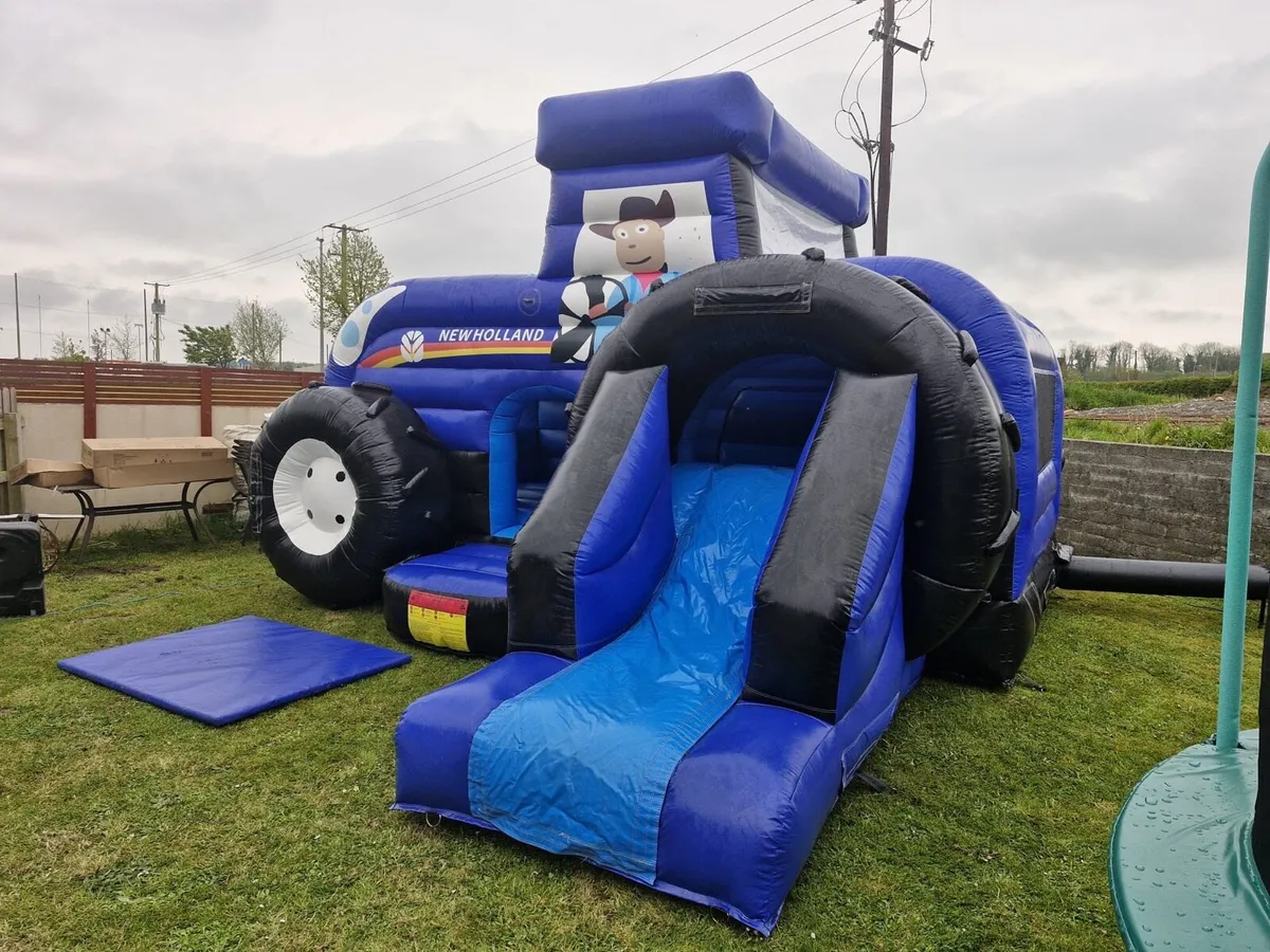 Bouncy castle - Image 4