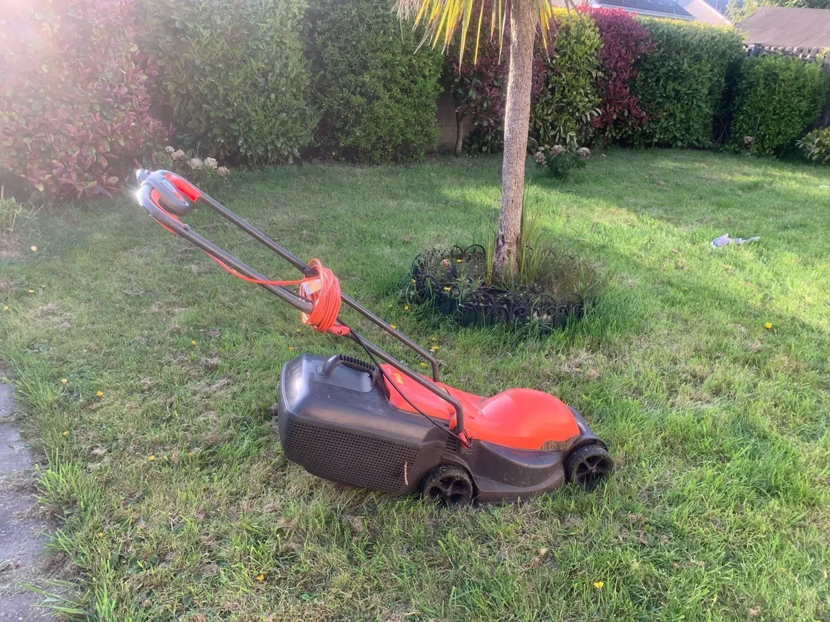 Lawnmower Flymo Chevron 32 - Image 2