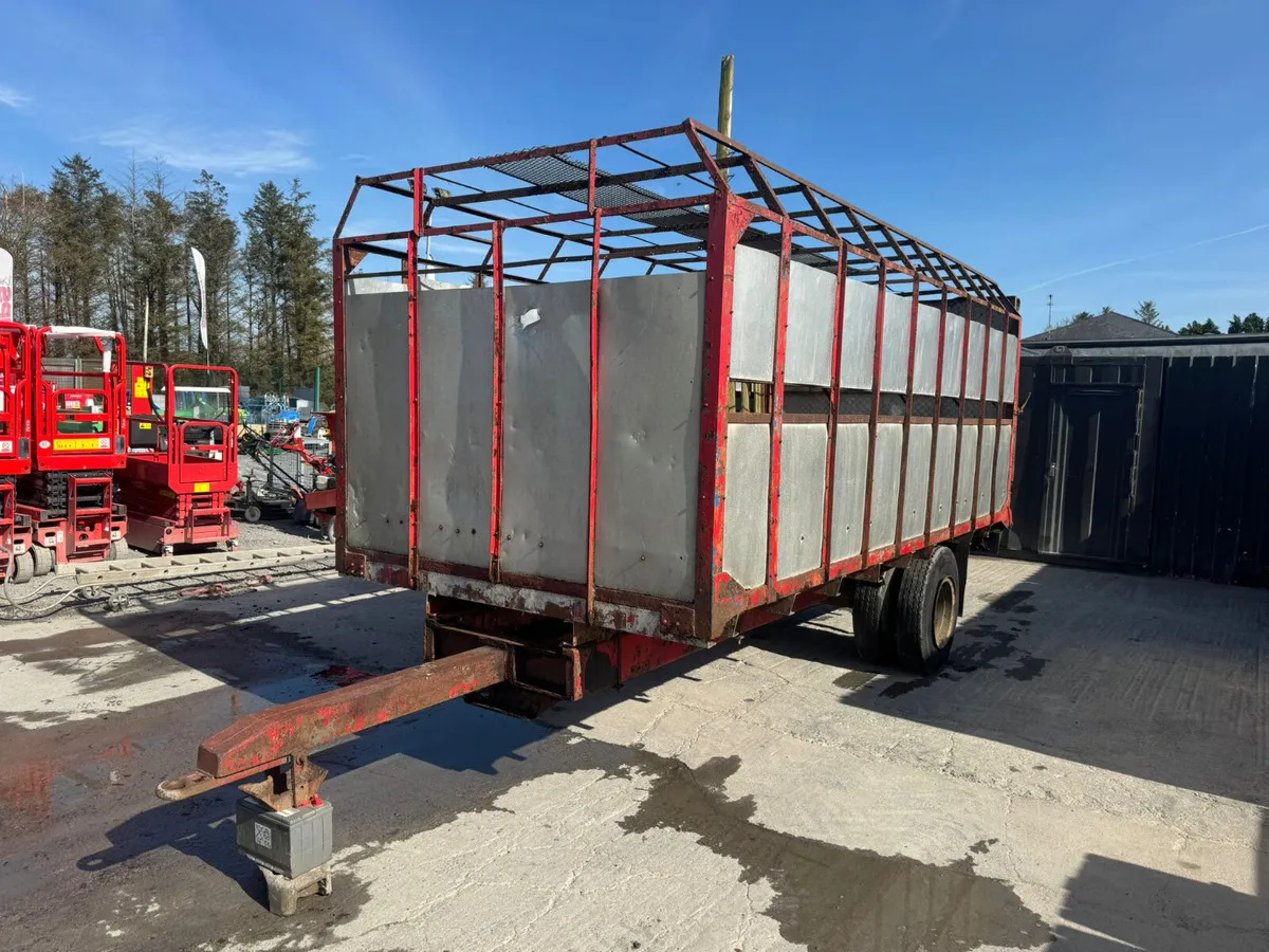14ft Livestock Trailer – Tractor Drawn - Image 3