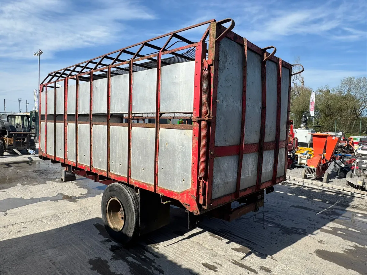 14ft Livestock Trailer – Tractor Drawn - Image 4