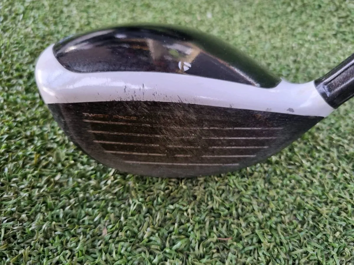 Taylormade Sim 2 Max - Image 1