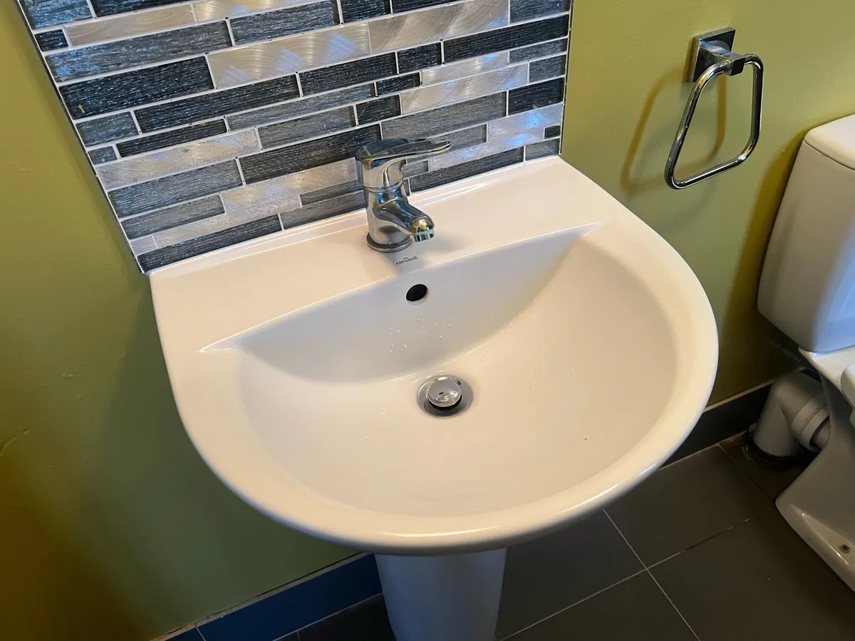 Used Ceramic Sink and Taps - Image 2