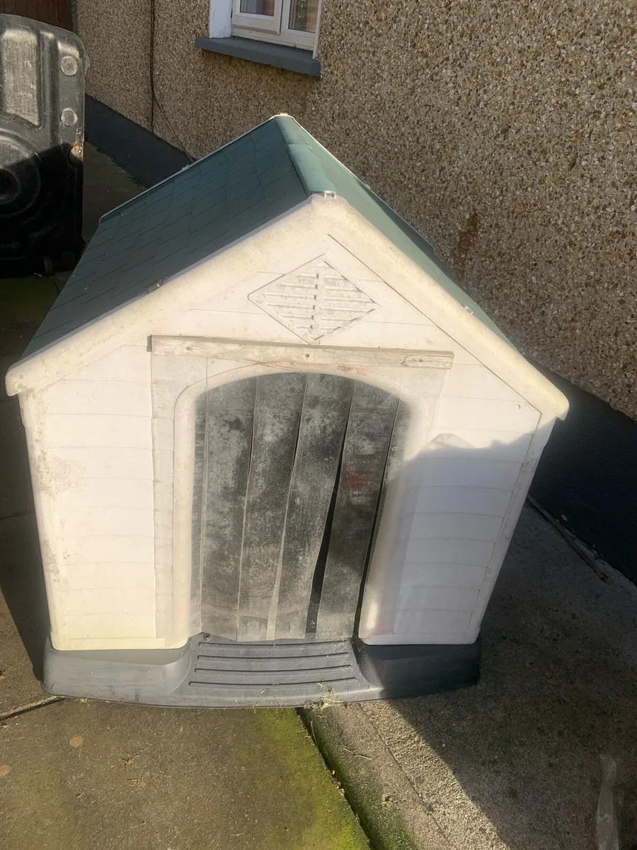Dog kennel - Image 1
