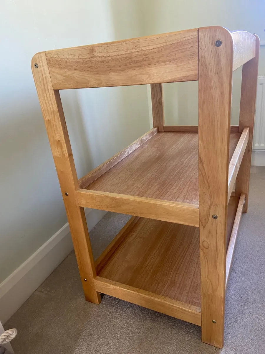 Changing Table - Image 3