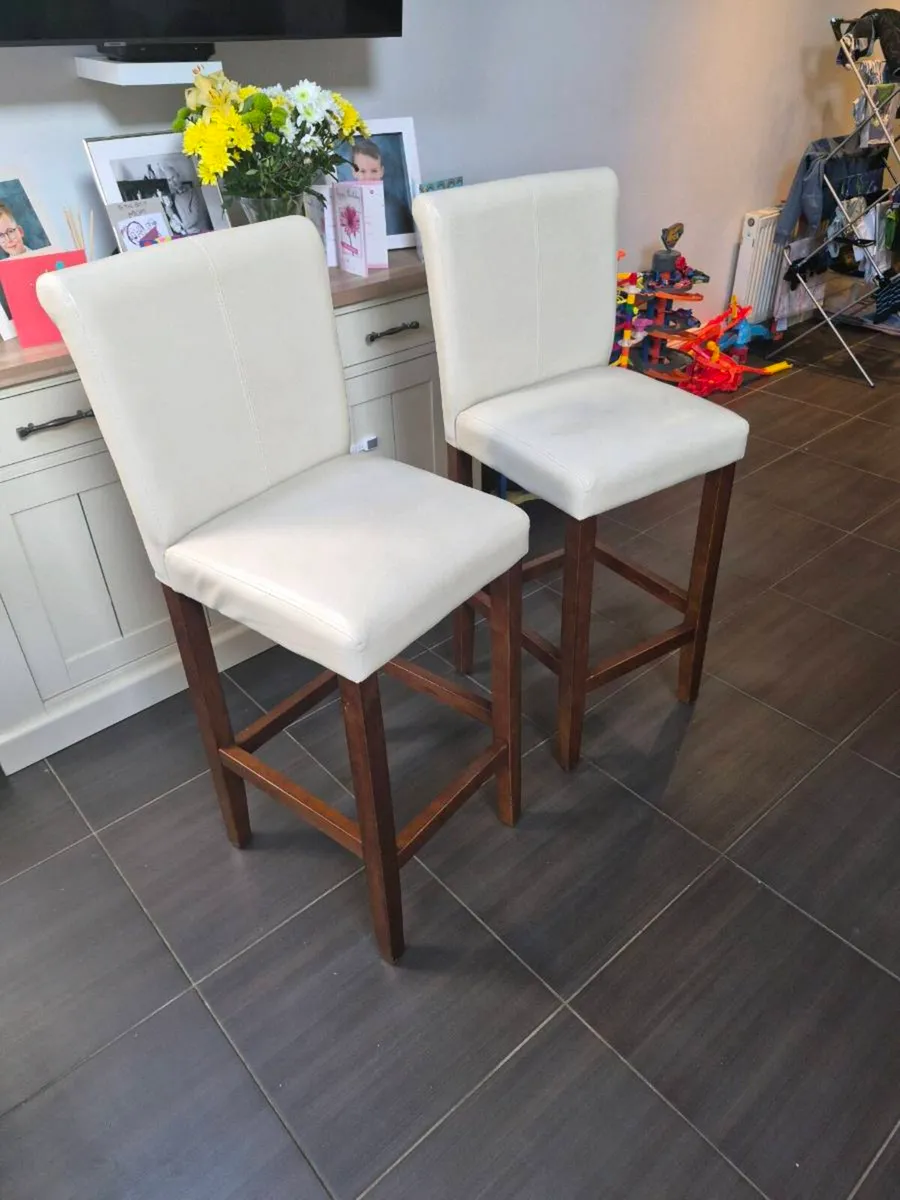 Counter stools x 2 - Image 1