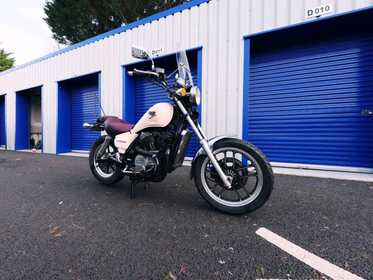 Honda nv400 Steed - Image 2