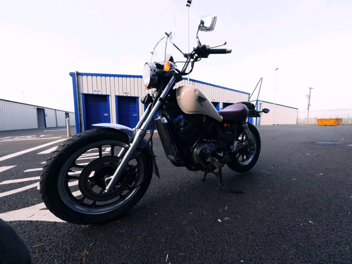 Honda nv400 Steed - Image 4