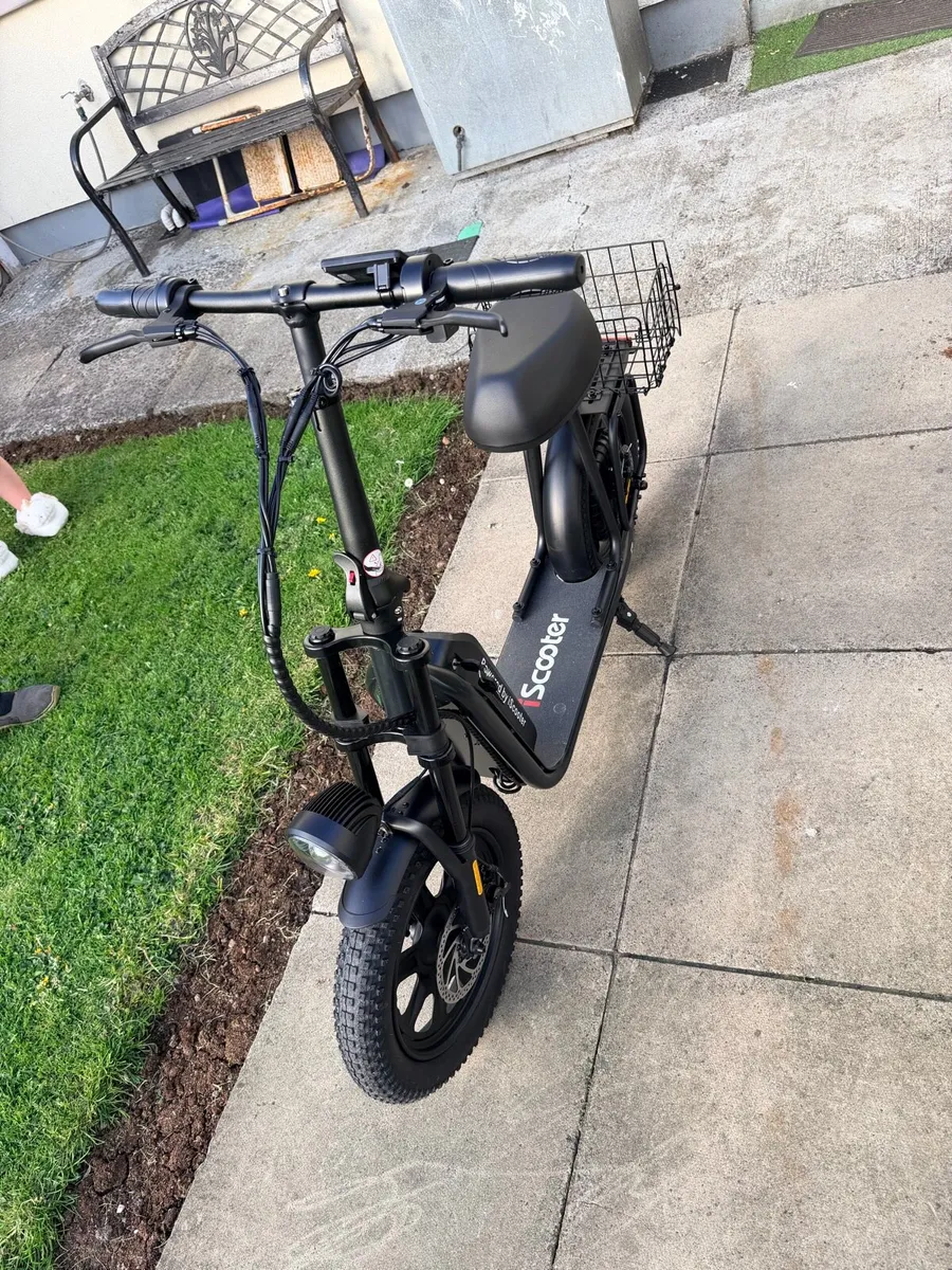 Electric Scooter - Image 2