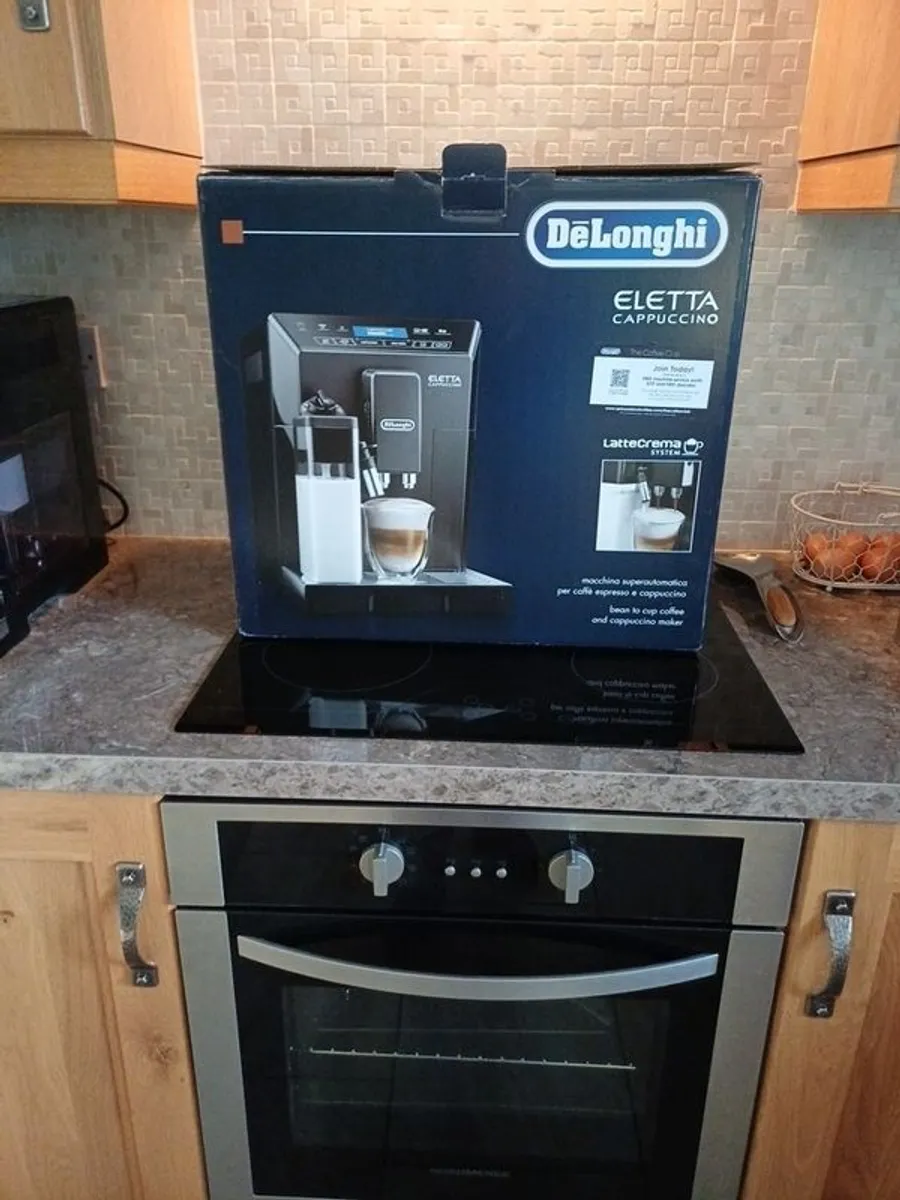 Delonghi Eletta Cappuccino Machine - Image 2