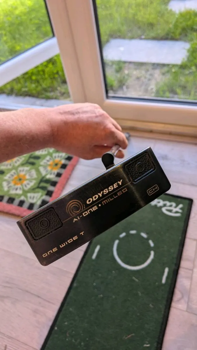 Odyssey Ai-One Milled One Wide T Putter - Image 3