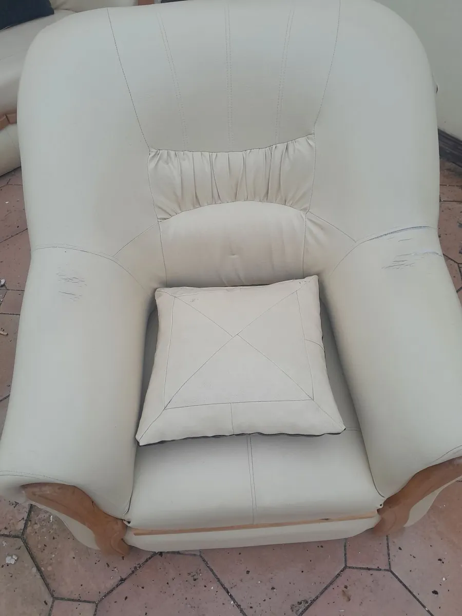 3 piece suite - Image 3