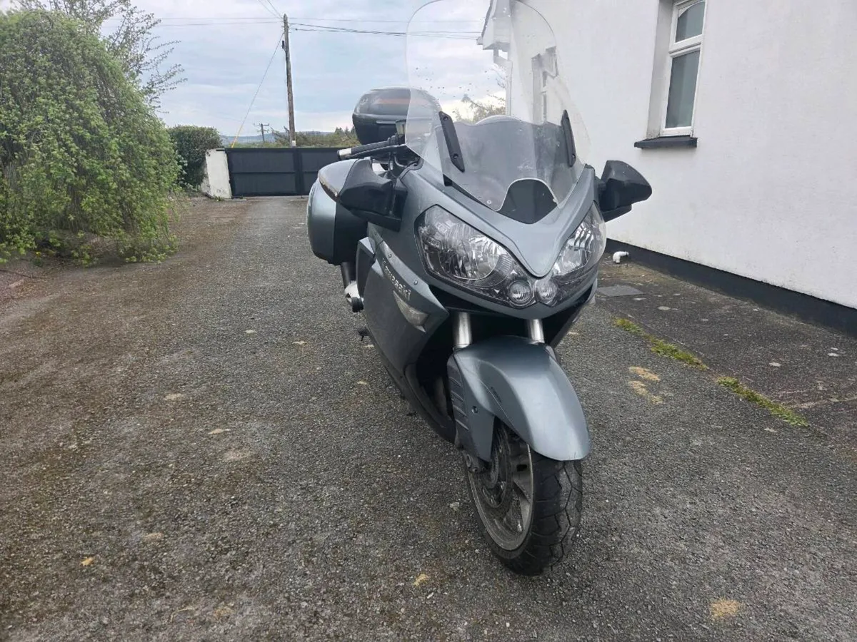 2008 Kawasaki GTR1400 - Image 4