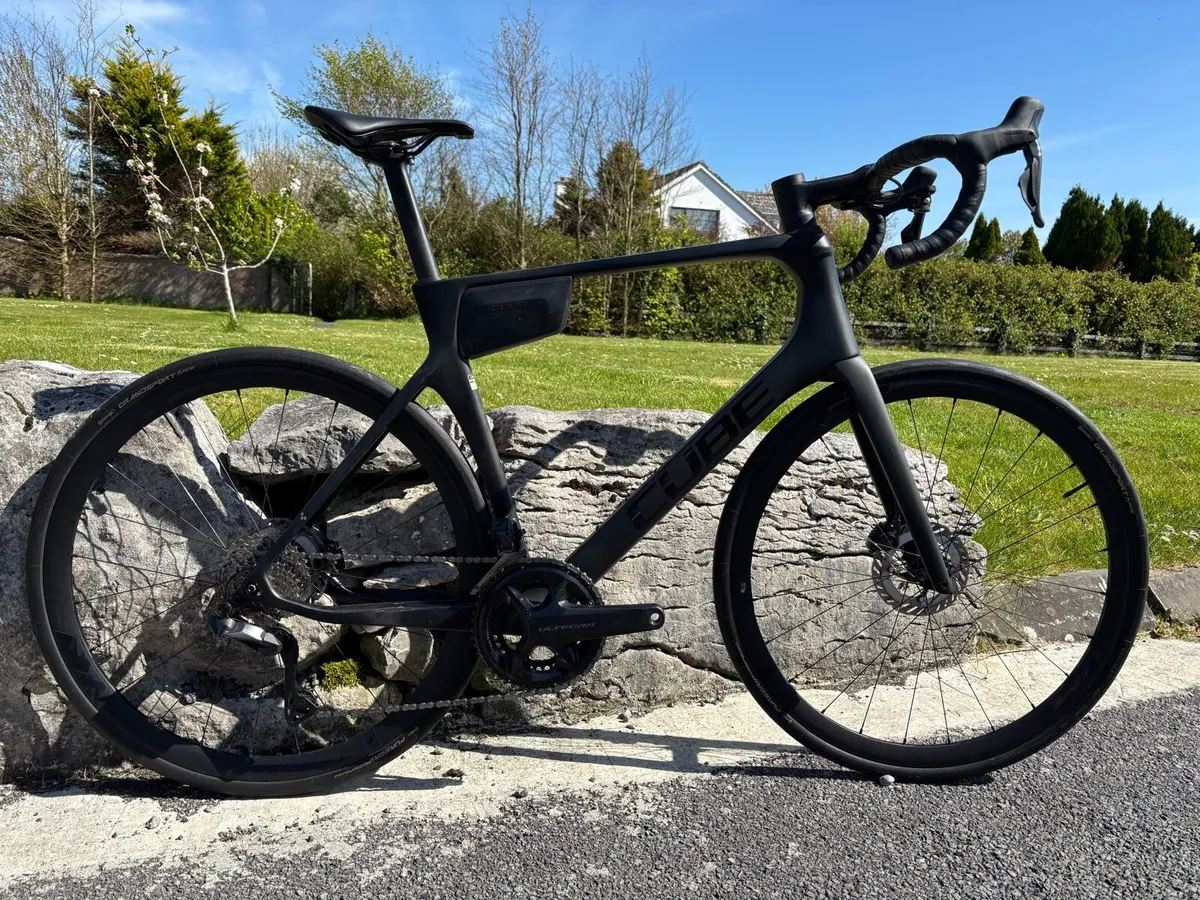 Cube Agree C:62 Race - Image 1