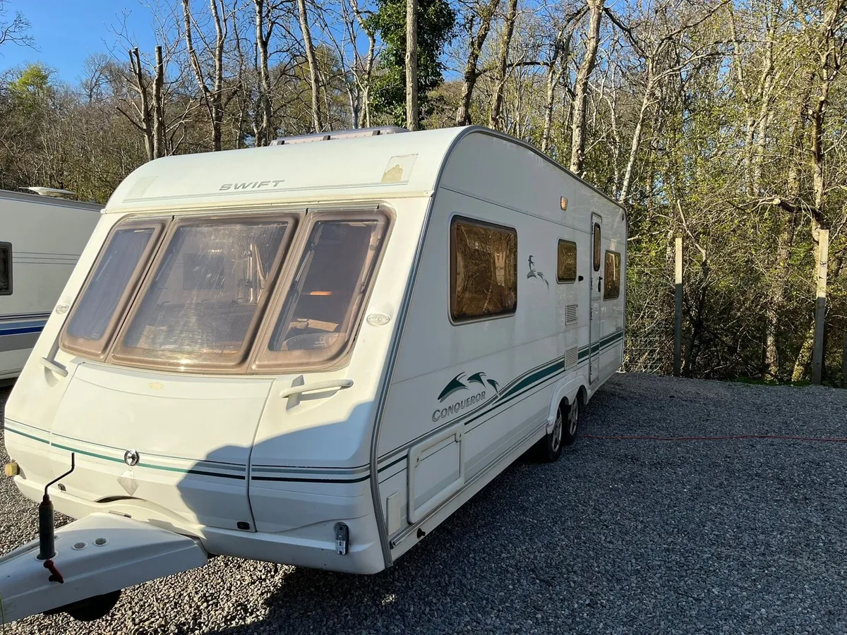Swift caravan - Image 1