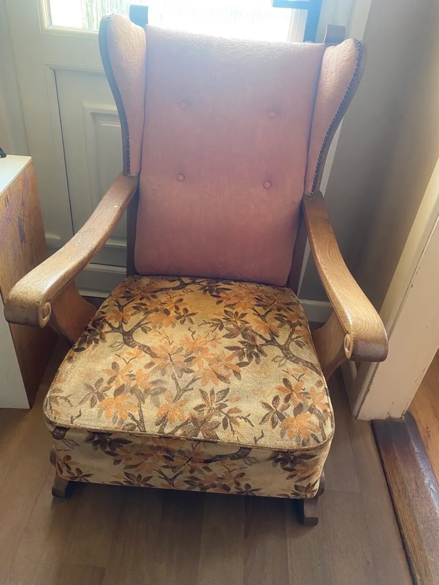 Matching chairs - Image 1
