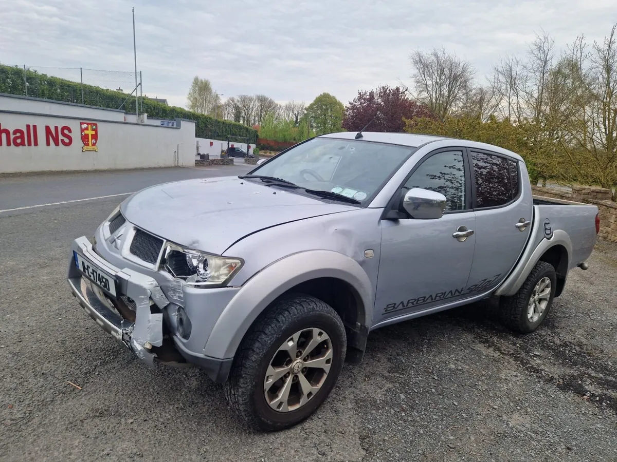 2011 Mitsbushi L200 - Image 3