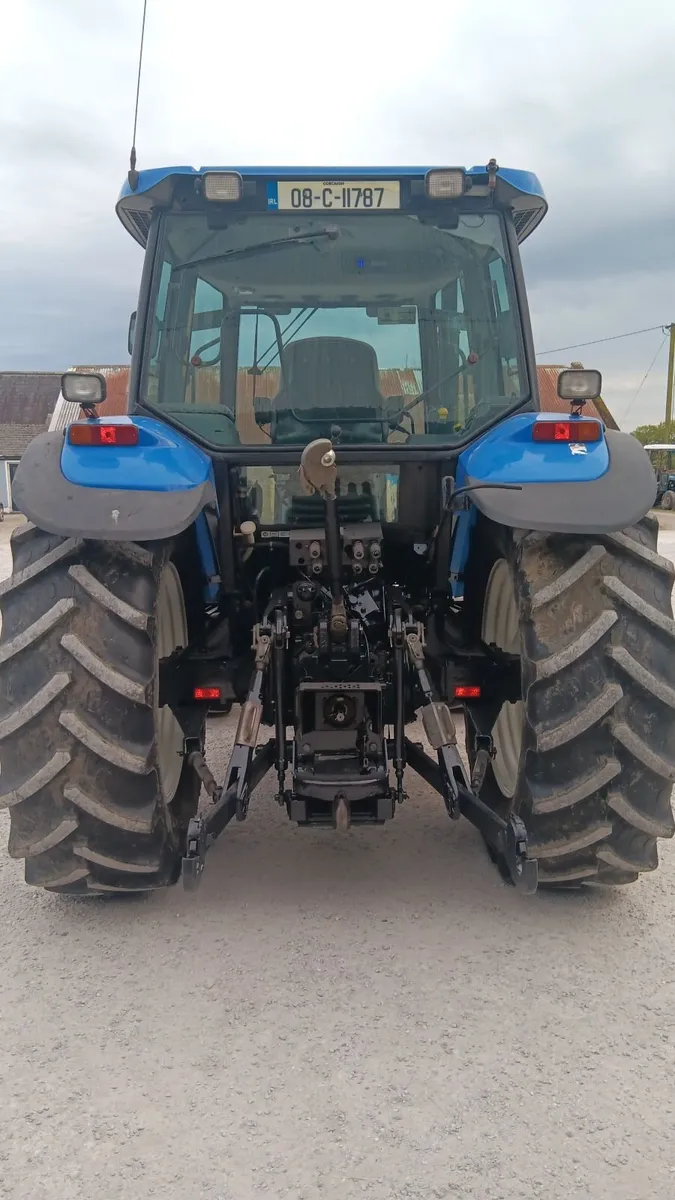 New Holland TM 120 - Image 4