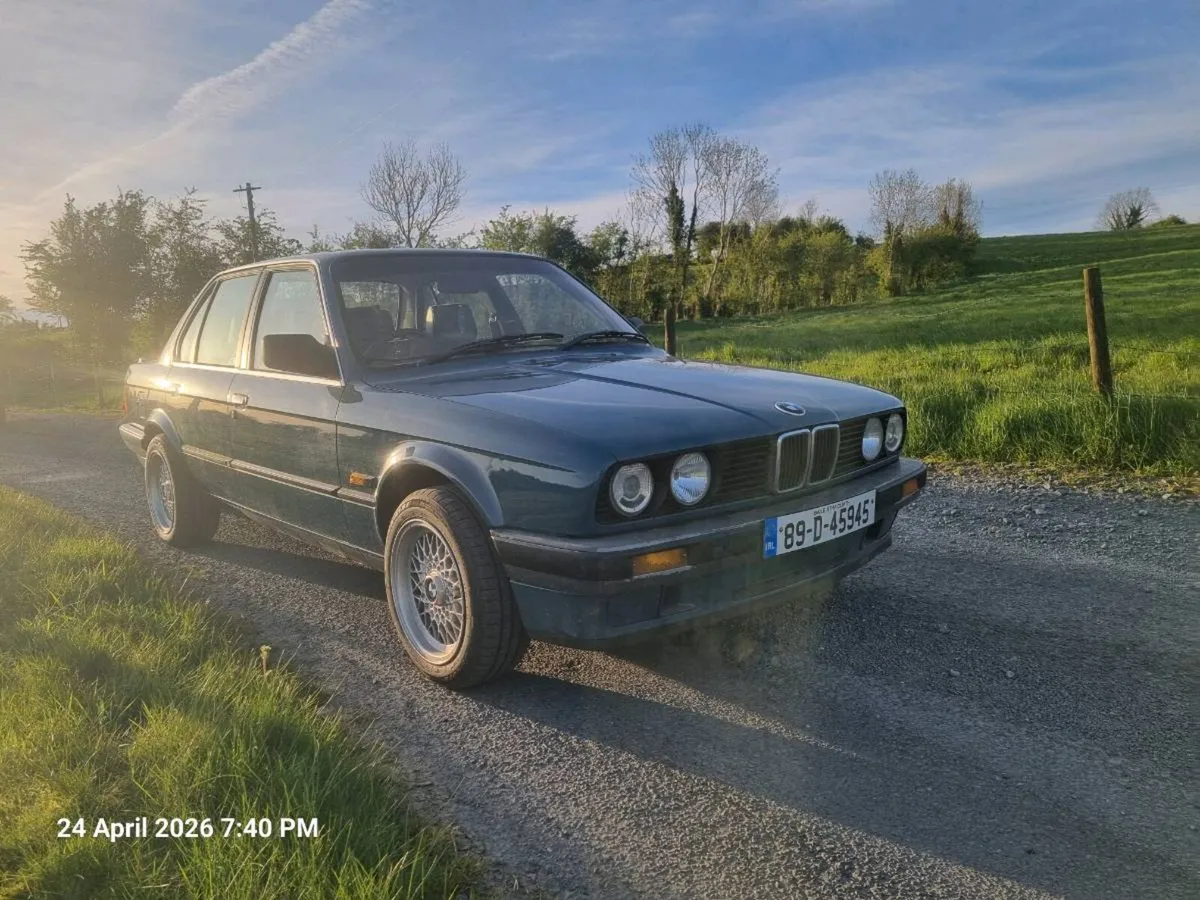 BMW E30 316 restored - Image 4