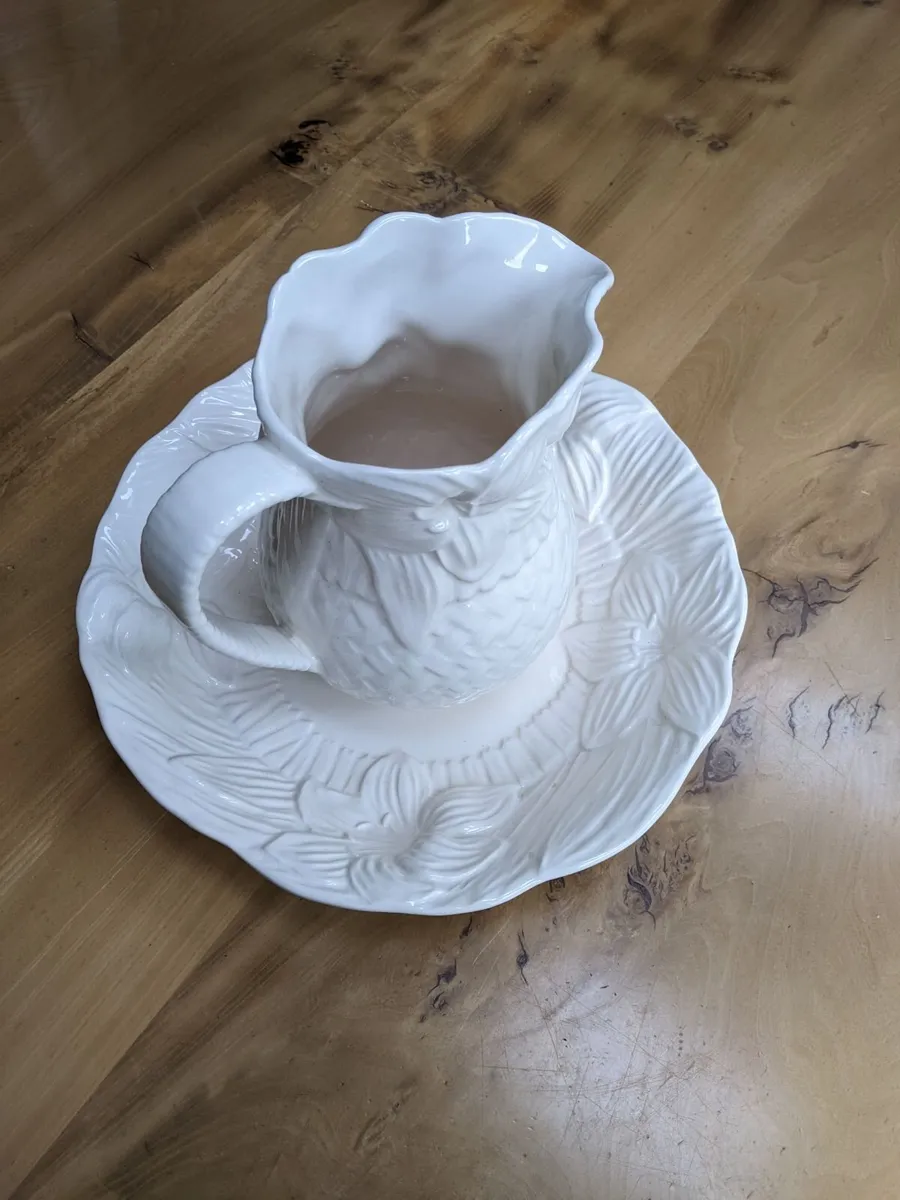 Vintage Jug & Basin - Image 3