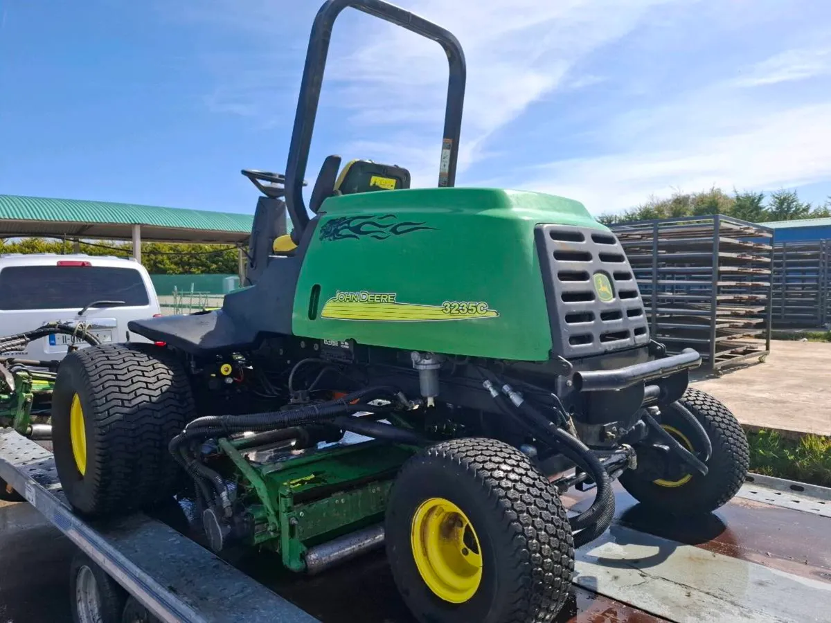 John Deere 3235c ( Large area Mower) - Image 1