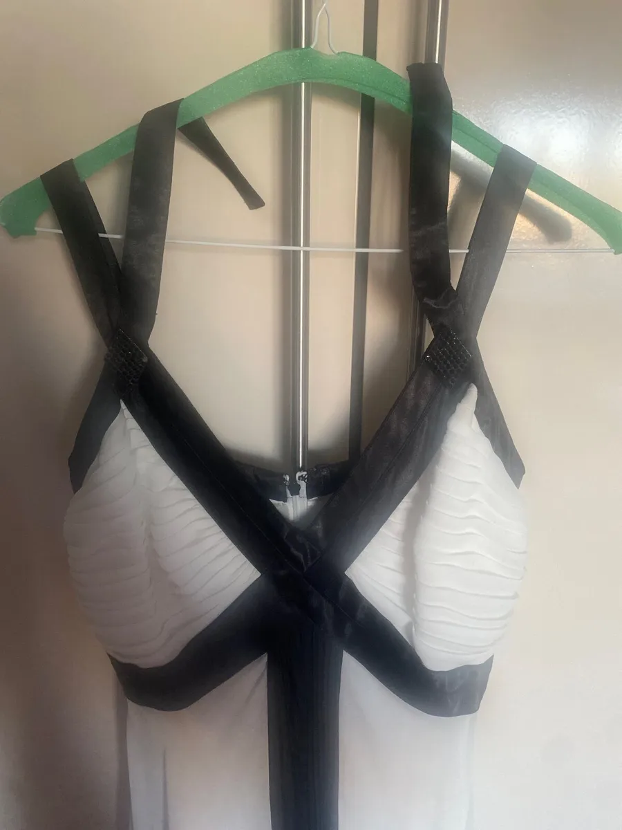 Long  off white and black dress - Image 2