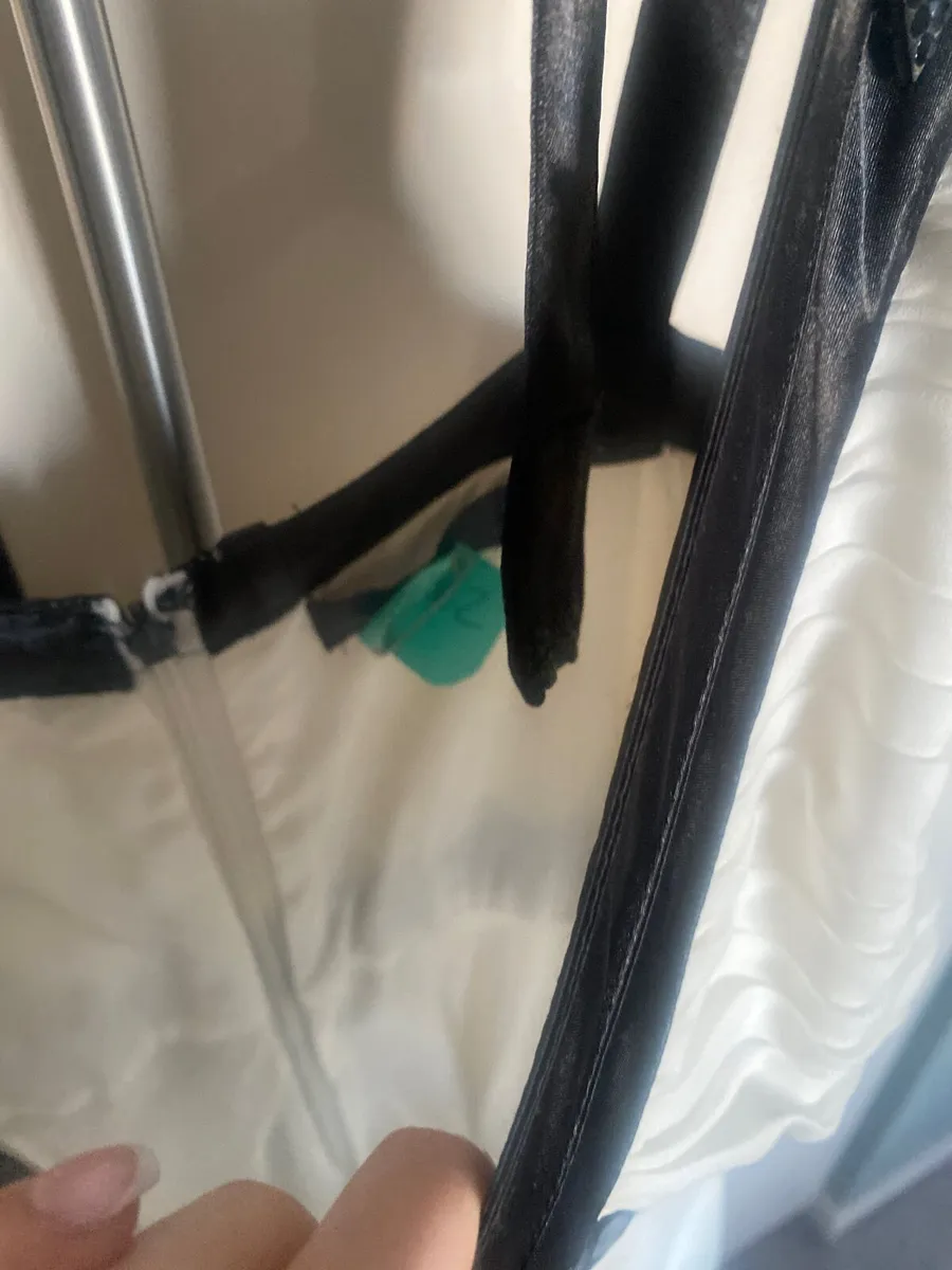 Long  off white and black dress - Image 4