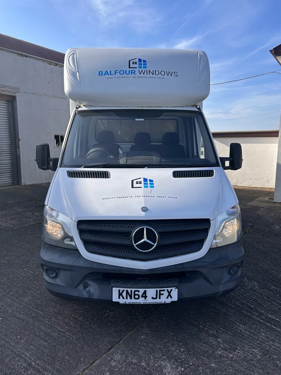 2014 Mercedes 313 sprinter Luton body - Image 2