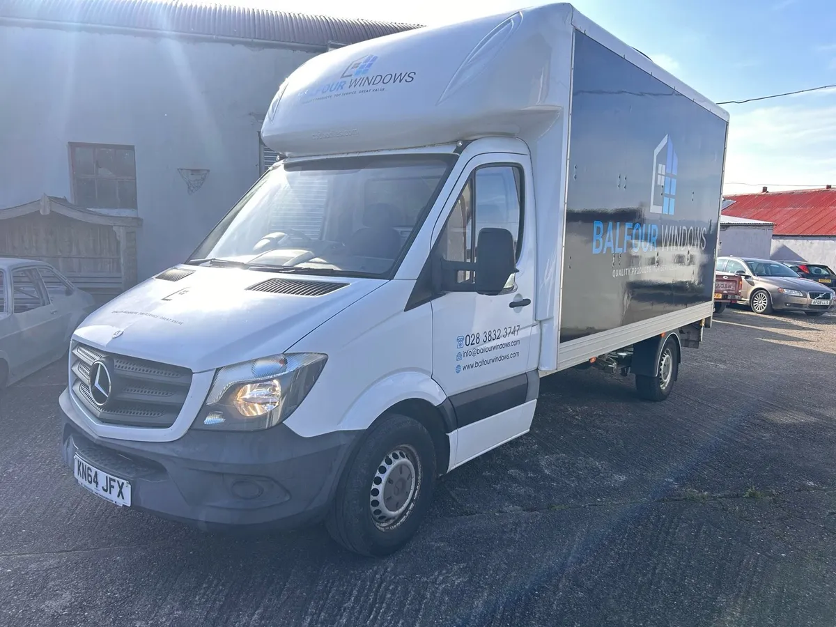 2014 Mercedes 313 sprinter Luton body - Image 3