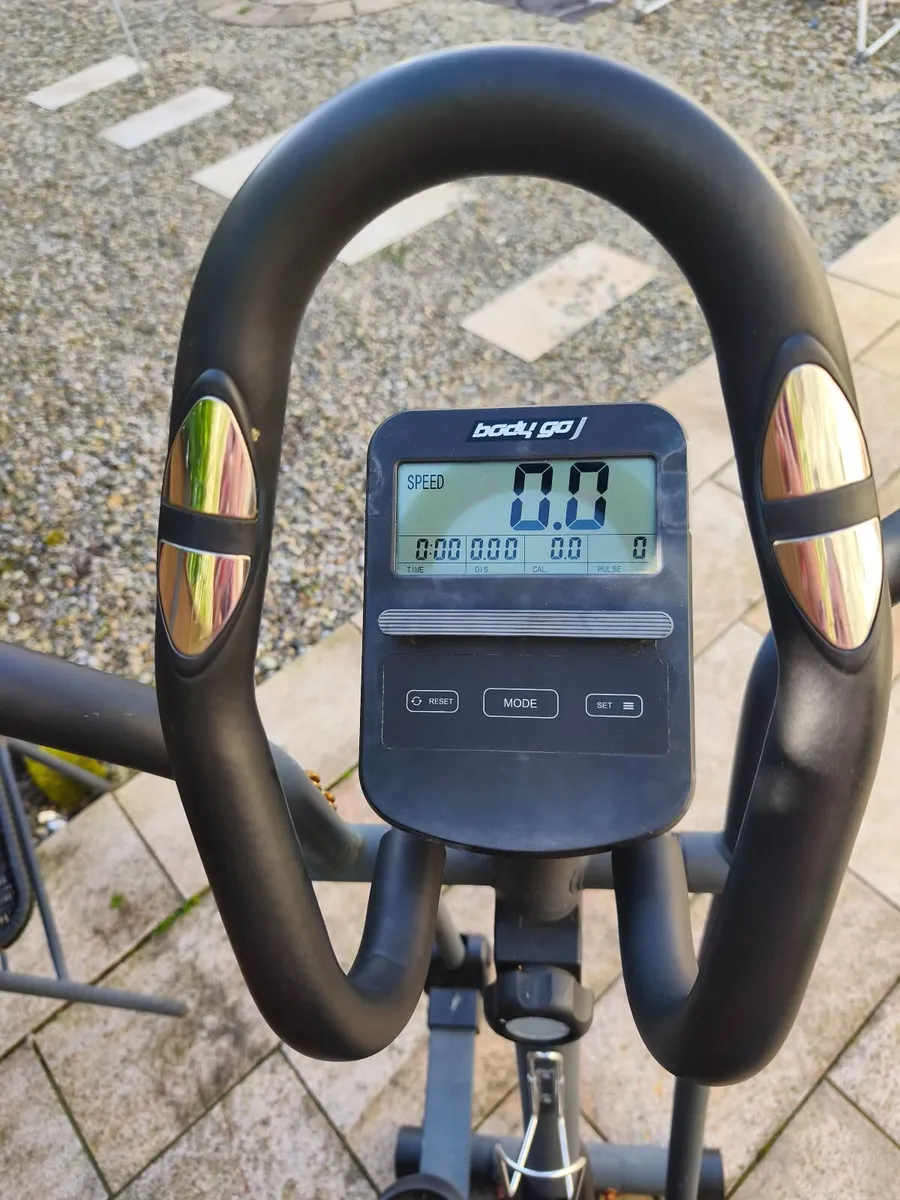 Cross trainer - Image 2