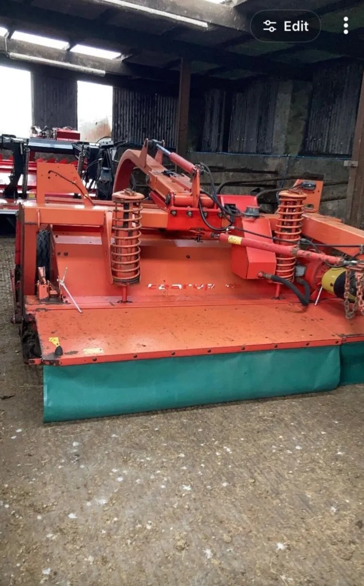 Taarup 4028 mower - Image 1