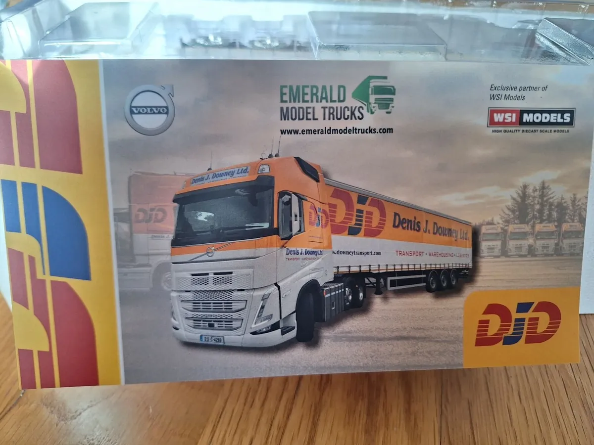 WSI 1 50 SCALE MODEL TRUCK - Image 1