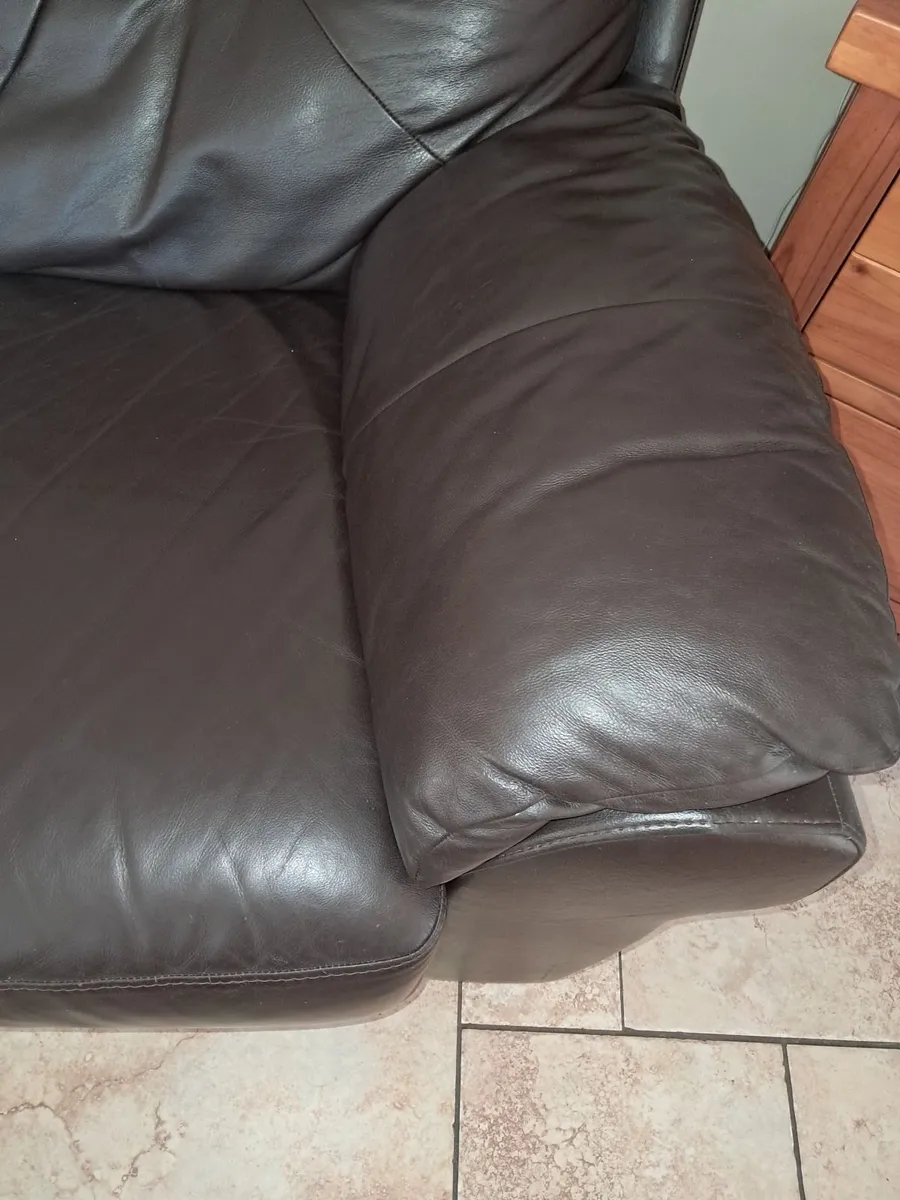 Sofa - Image 3