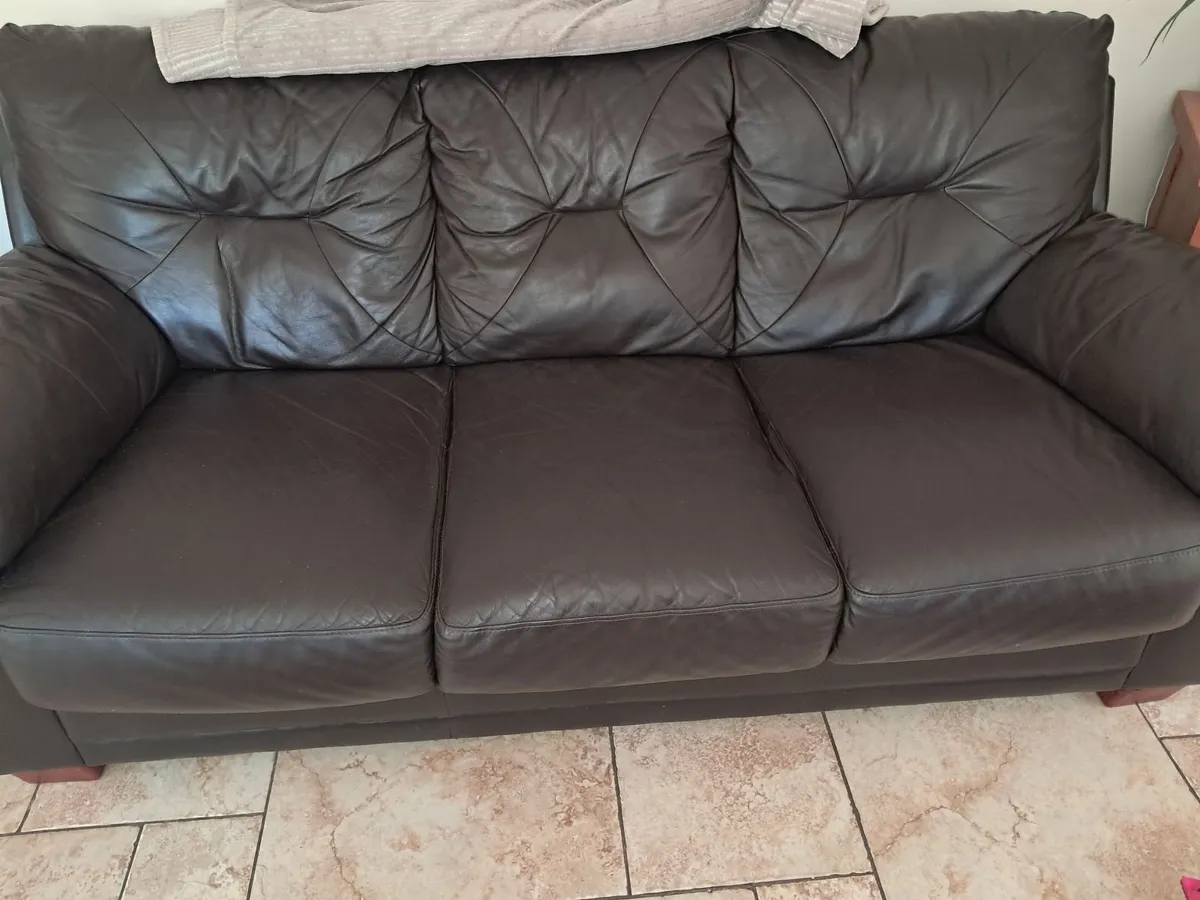 Sofa - Image 4