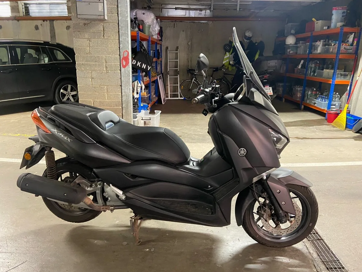 Yamaha Xmax - Image 2