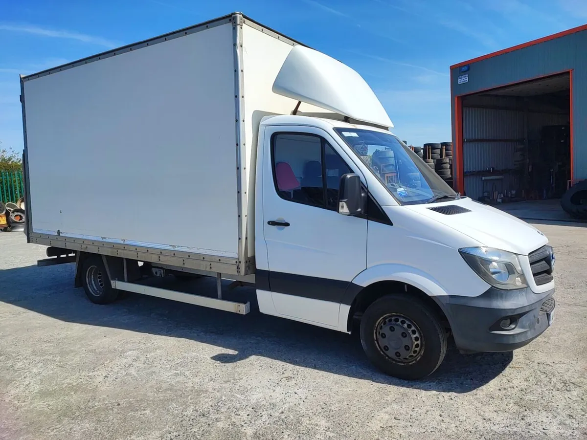 Merc sprinter box van - Image 1