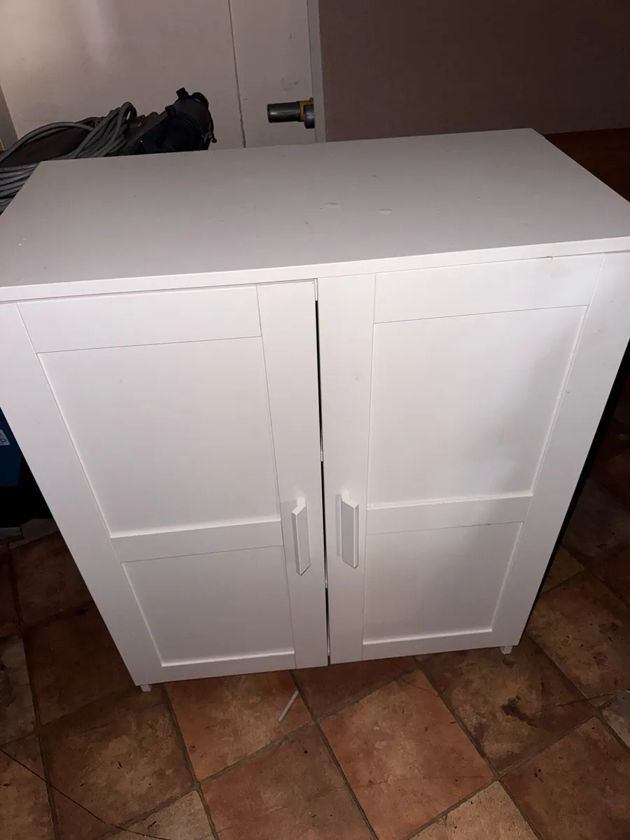 Storage cabinet - Image 2