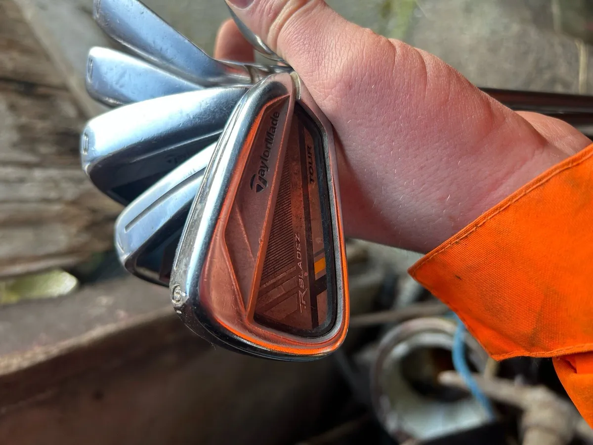 Taylormade rbladez tour irons - Image 1