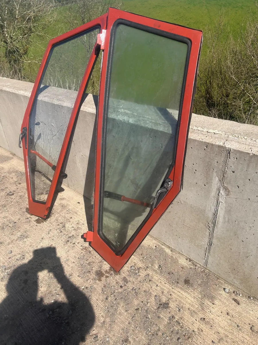 x2 Fiat Super Comfort Cab Doors - Image 3