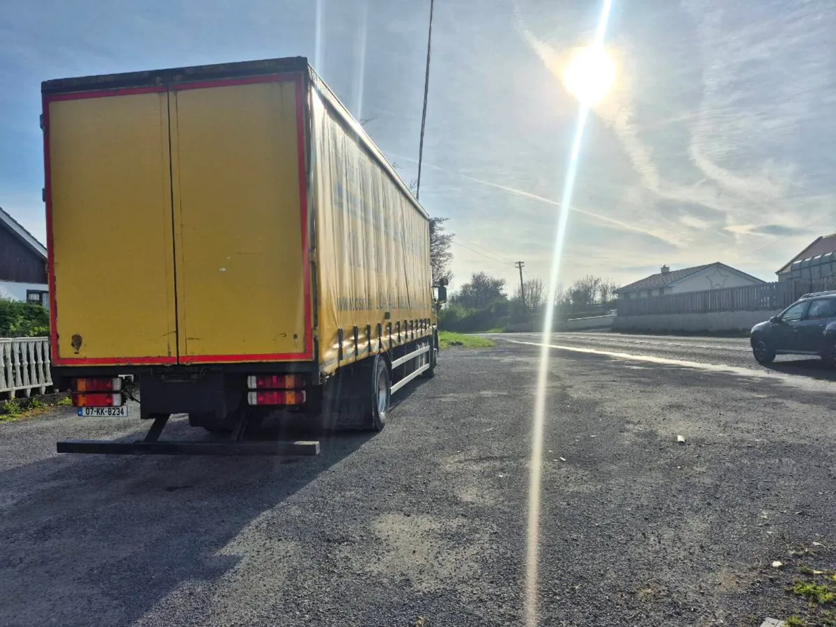 2 x Scania trucks for sale - Image 4