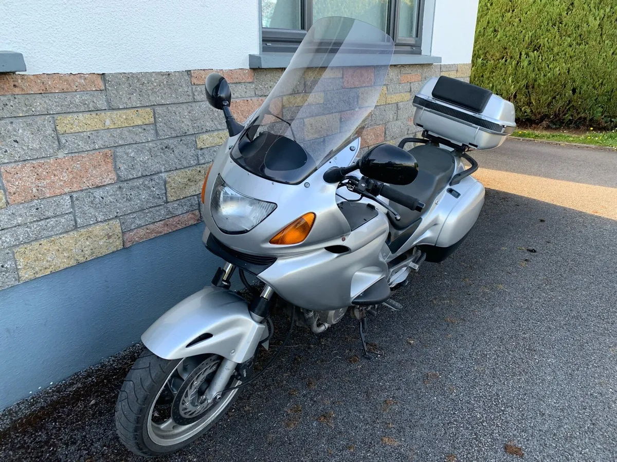 Honda Deauville 650 - Image 1