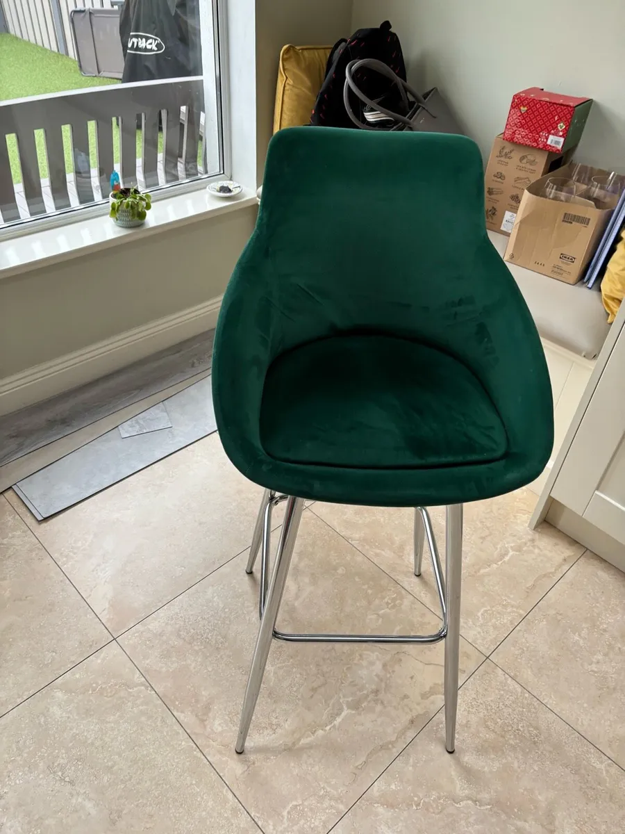 3 Bar Stools - Image 2