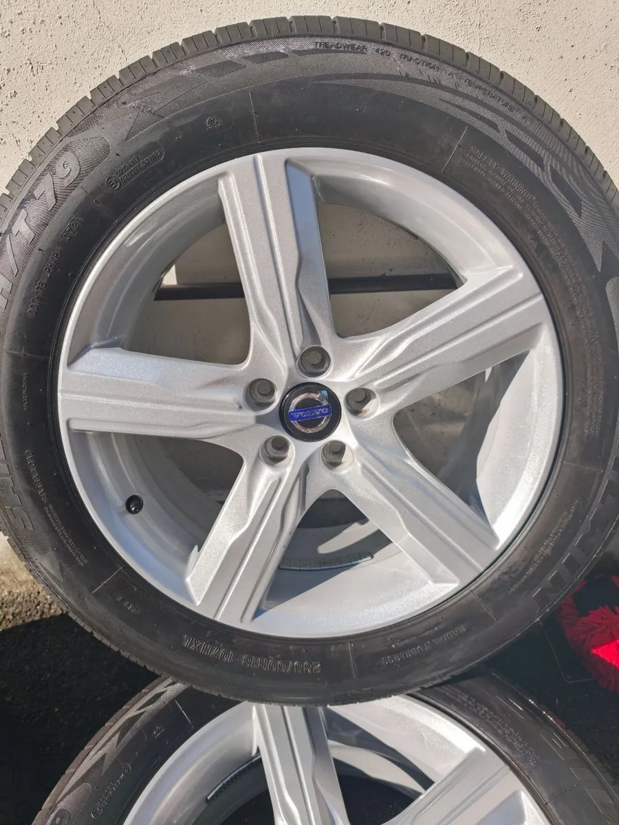 Car Alloys and Tyres - Image 4