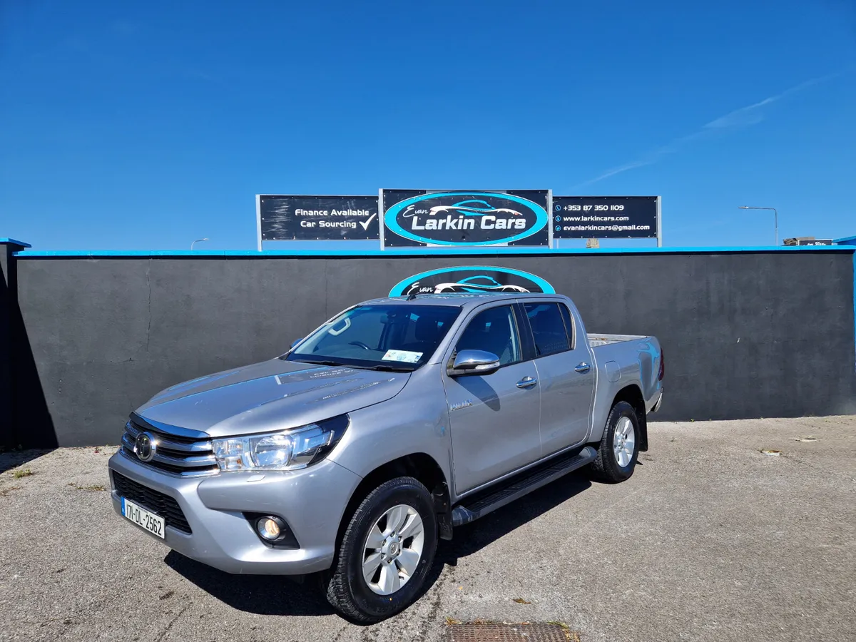 171 Toyota Hilux 1 Owner Only 43,000 Miles - Image 1