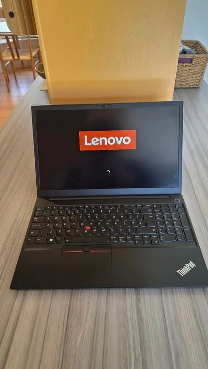 Lenovo ThinkPad E15 | i7  |16GB Ram | Win 11 Pro - Image 1